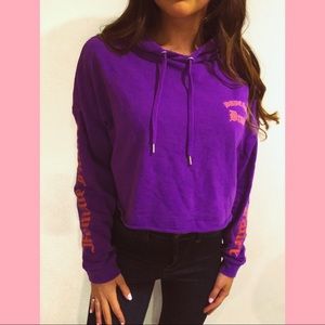 PURPLE CROPPED SWEATSHIRT